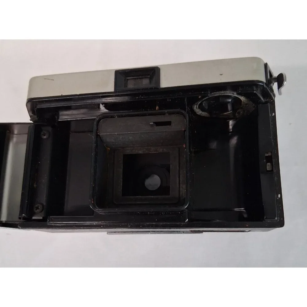 VTG Kodak Instamatic 300 Camera 1960s Film Camera Kodar Lens Untested USA made